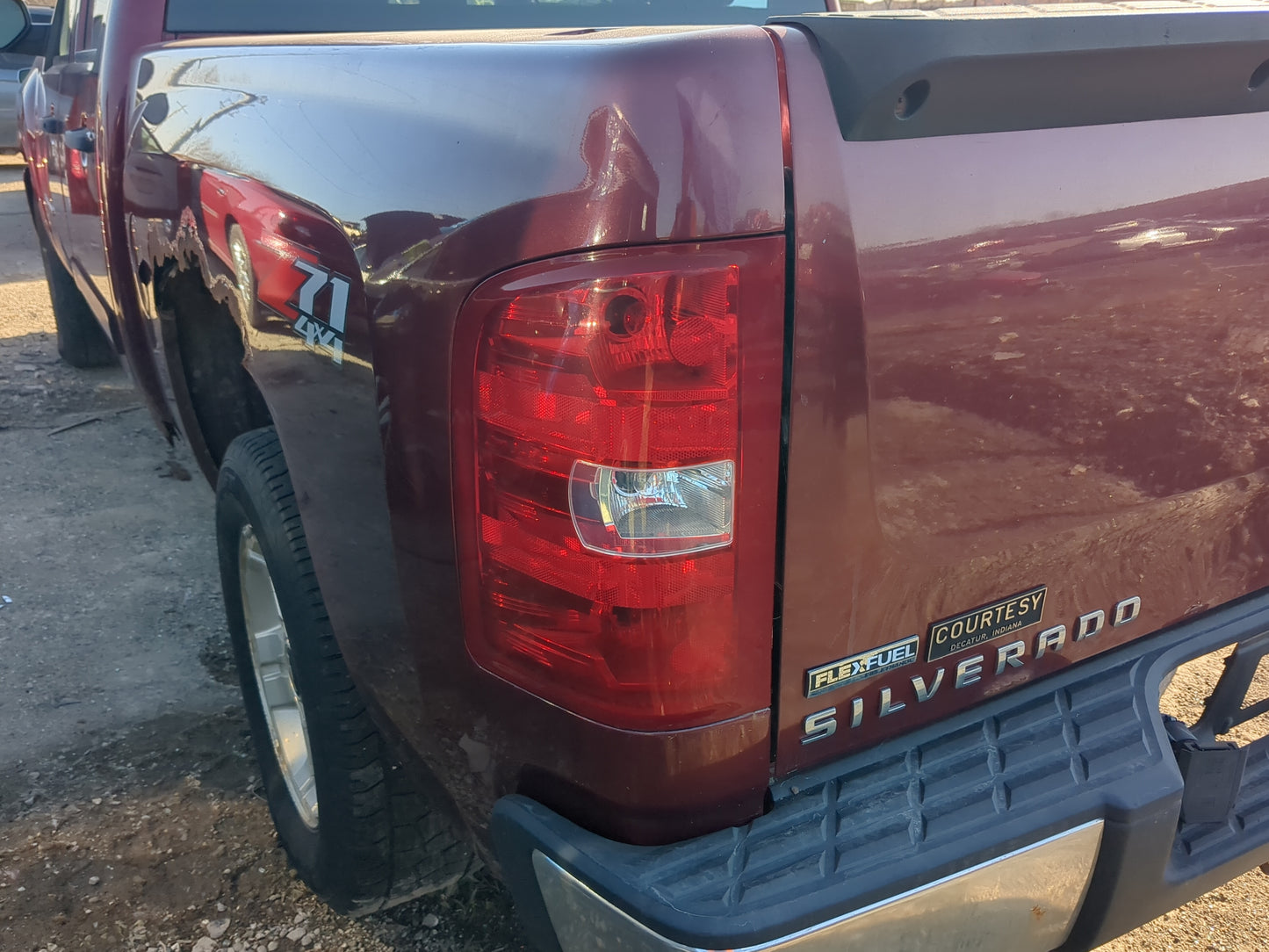 2007-2013 Chevrolet Silverado 1500 Tail Light Assembly Driver Left OEM Fits Fits 2007 2008 2009 2010 2011 2012 2013 2014 OEM