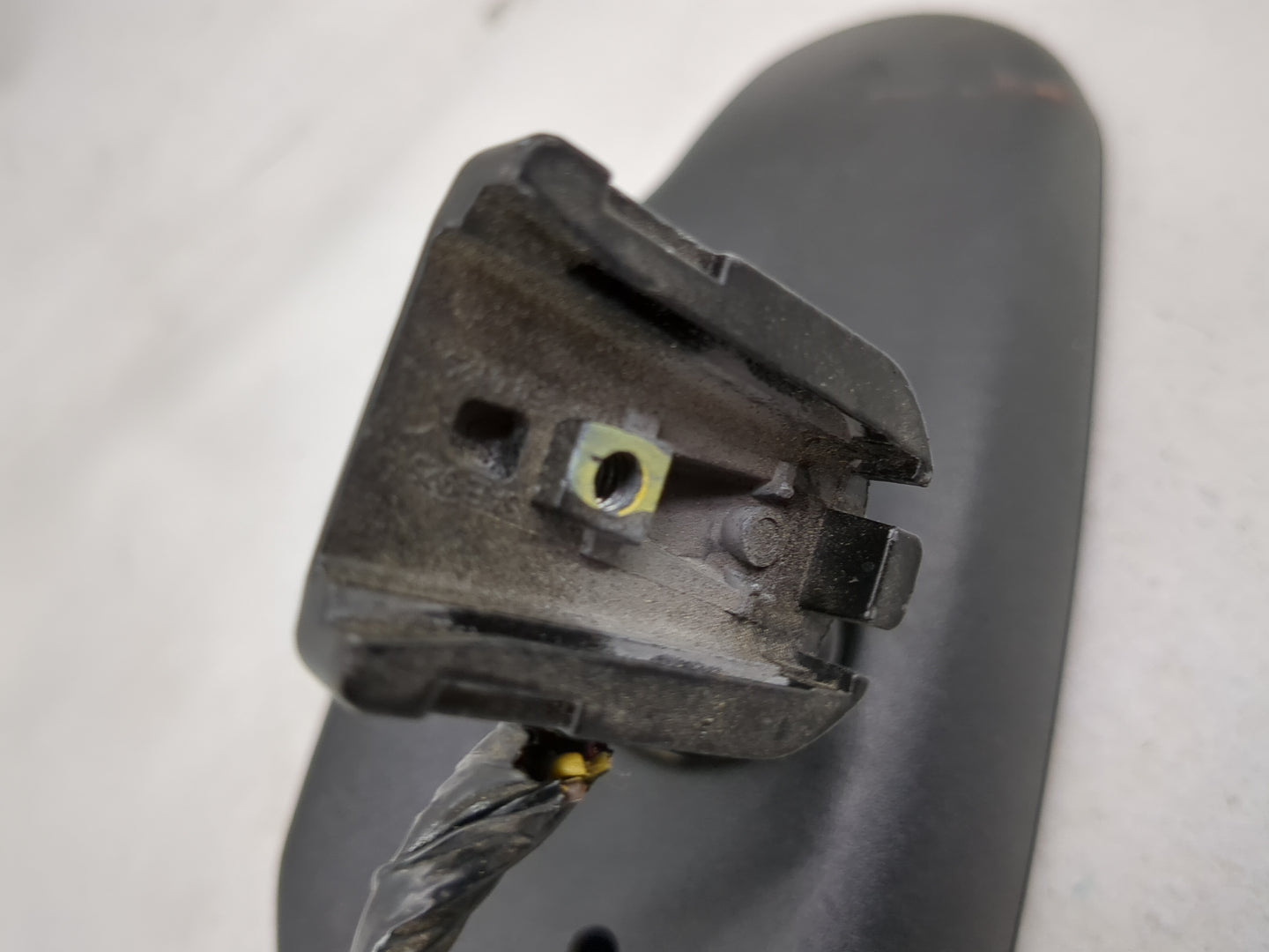2008 Chevrolet Silverado 1500 Interior Rear View Mirror Replacement OEM Fits OEM Used Auto Parts - Oemusedautoparts1.com