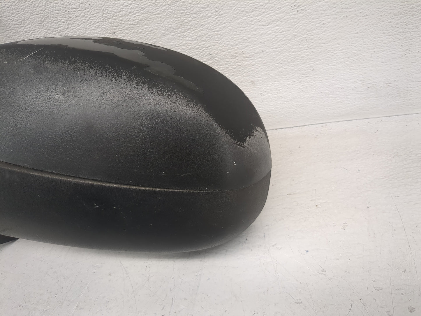 2007-2013 Chevrolet Silverado 1500 Driver Side View Mirror - Left Door Mirror OEM Used - Oemusedautoparts1.com