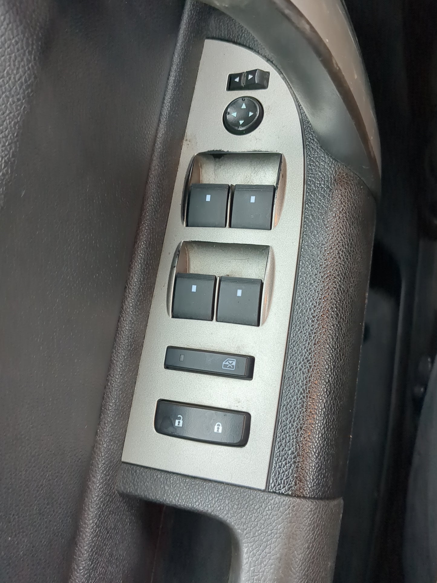 2008 Chevrolet Silverado 1500 Master Power Window Switch Replacement Driver Side Left Fits OEM Used Auto Parts - Oemusedauto