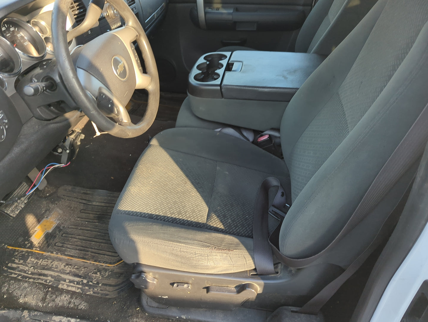 2007-2008 Chevrolet Silverado 1500 Driver Front Seat Oem - Oemusedautoparts1.com