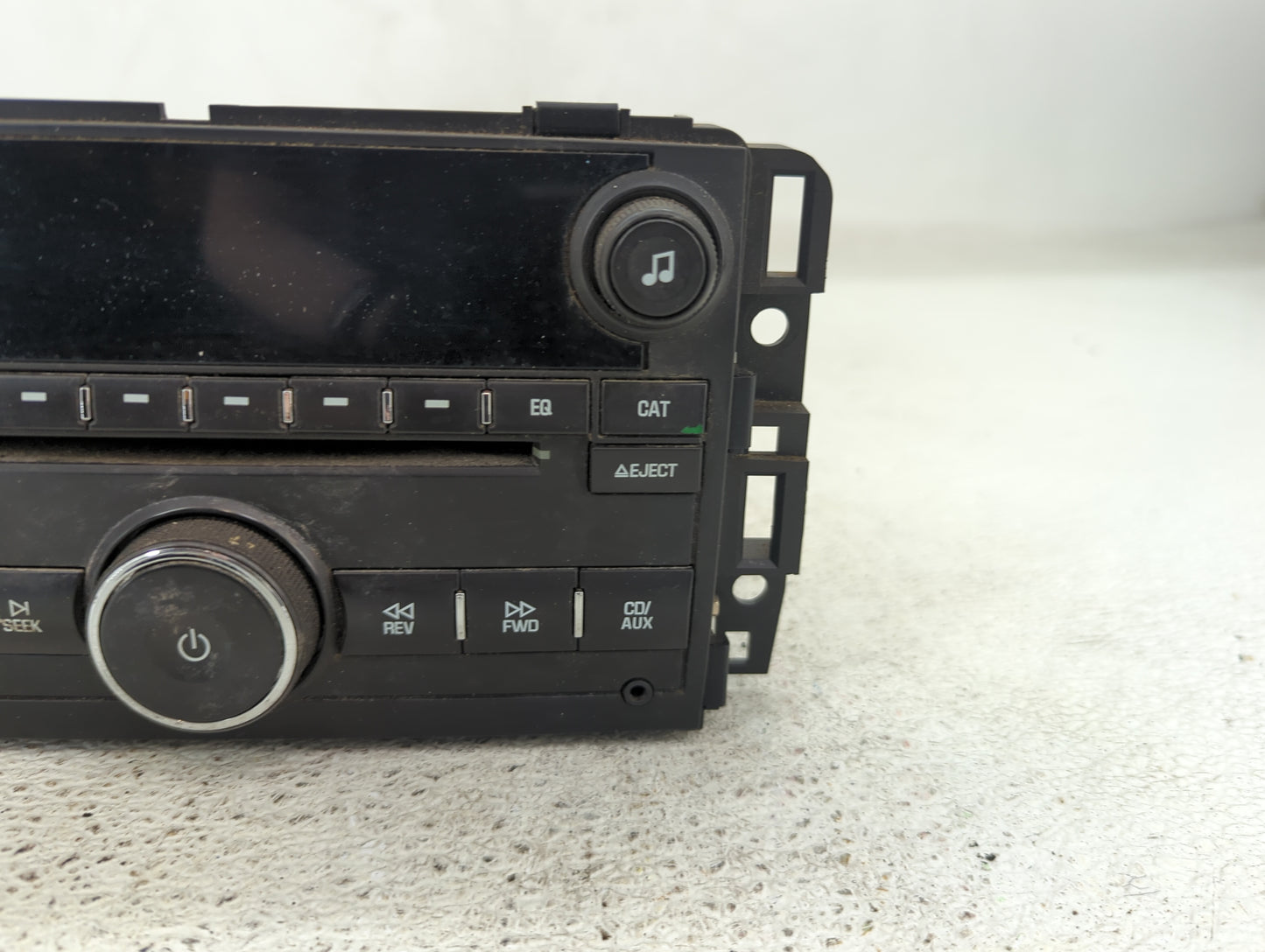 2007-2013 Chevrolet Silverado 1500 Radio AM FM Cd Player Receiver Replacement P/N:25865029 Fits OEM Used Auto Parts - Oemuse