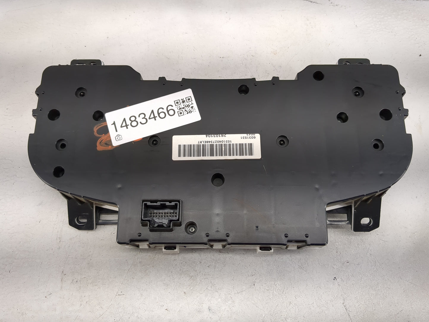 2008-2013 Chevrolet Silverado 1500 Instrument Cluster Speedometer Gauges P/N:25961651 6031531 Miles: Fits OEM Used Auto Part