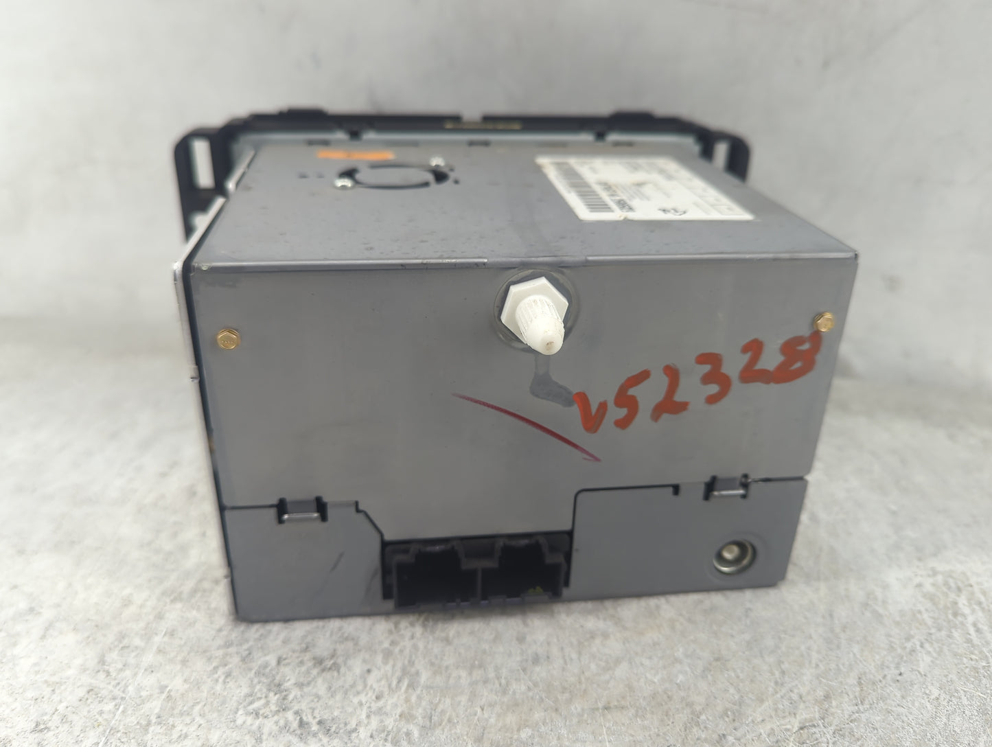 2007-2013 Chevrolet Silverado 1500 Radio AM FM Cd Player Receiver Replacement P/N:28107619 25865029 Fits OEM Used Auto Parts