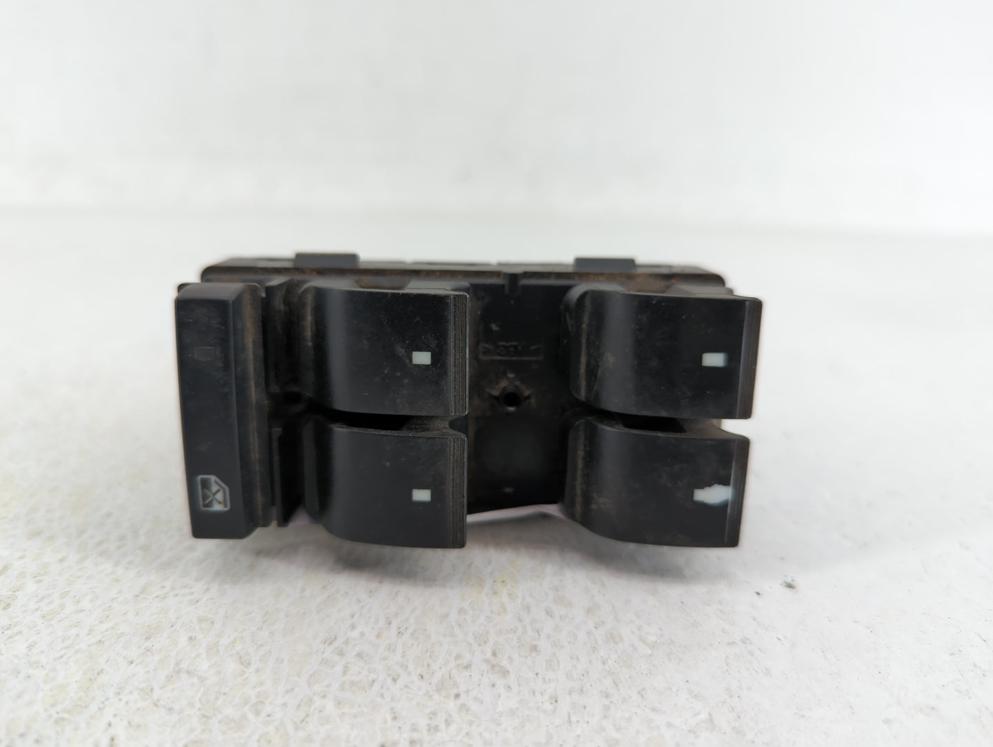 2007-2013 Chevrolet Silverado 1500 Master Power Window Switch Replacement Driver Side Left P/N:25789692 15906880 Fits OEM Us