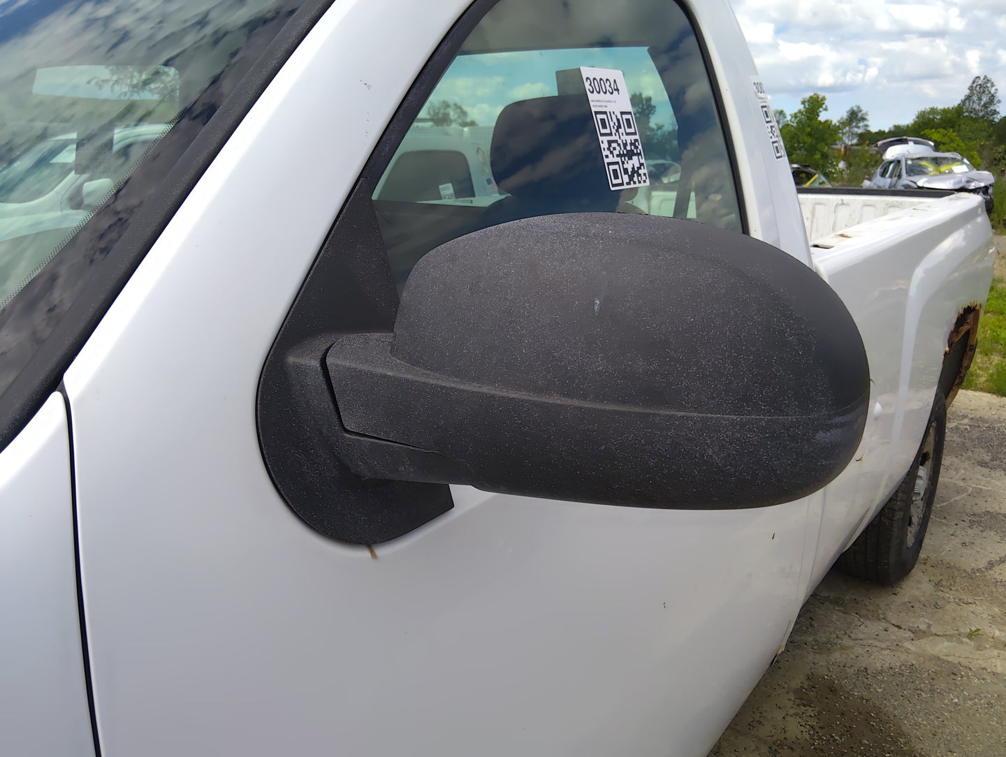 2007-2013 Chevrolet Silverado 1500 Driver Side View Mirror - Left Door Mirror OEM Used - Oemusedautoparts1.com