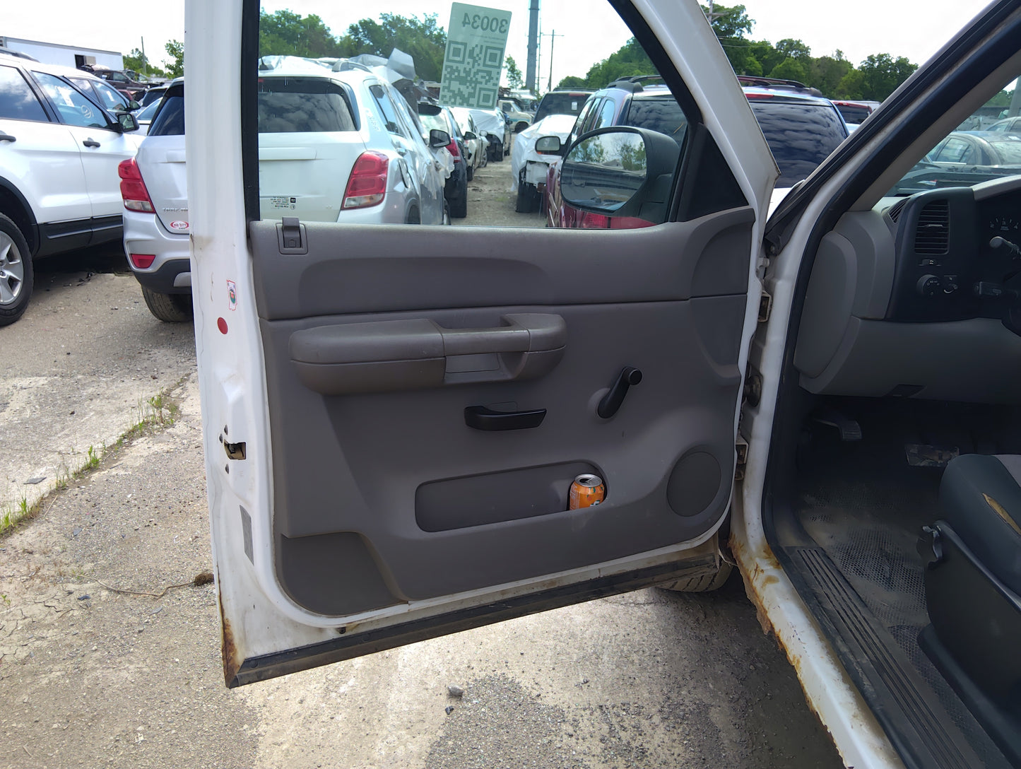 2008 Chevrolet Silverado 1500 Front Left Driver Interior Door Panel Trim - Oemusedautoparts1.com