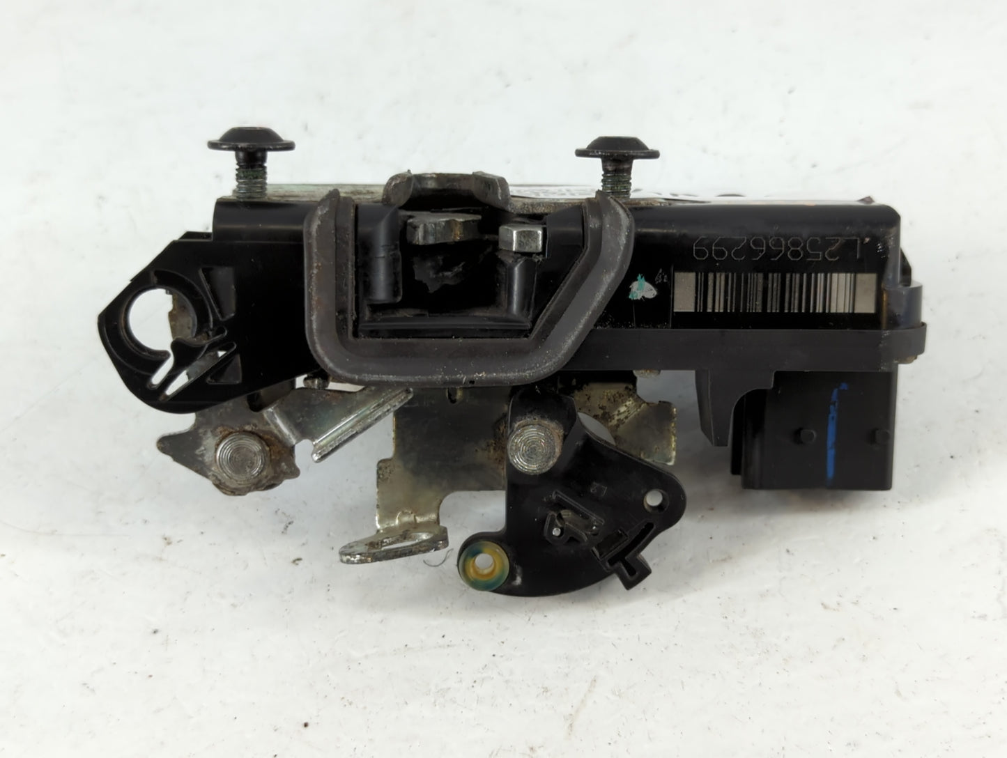 2008 Chevrolet Silverado 1500 Front Driver Left Lock Actuator - Oemusedautoparts1.com
