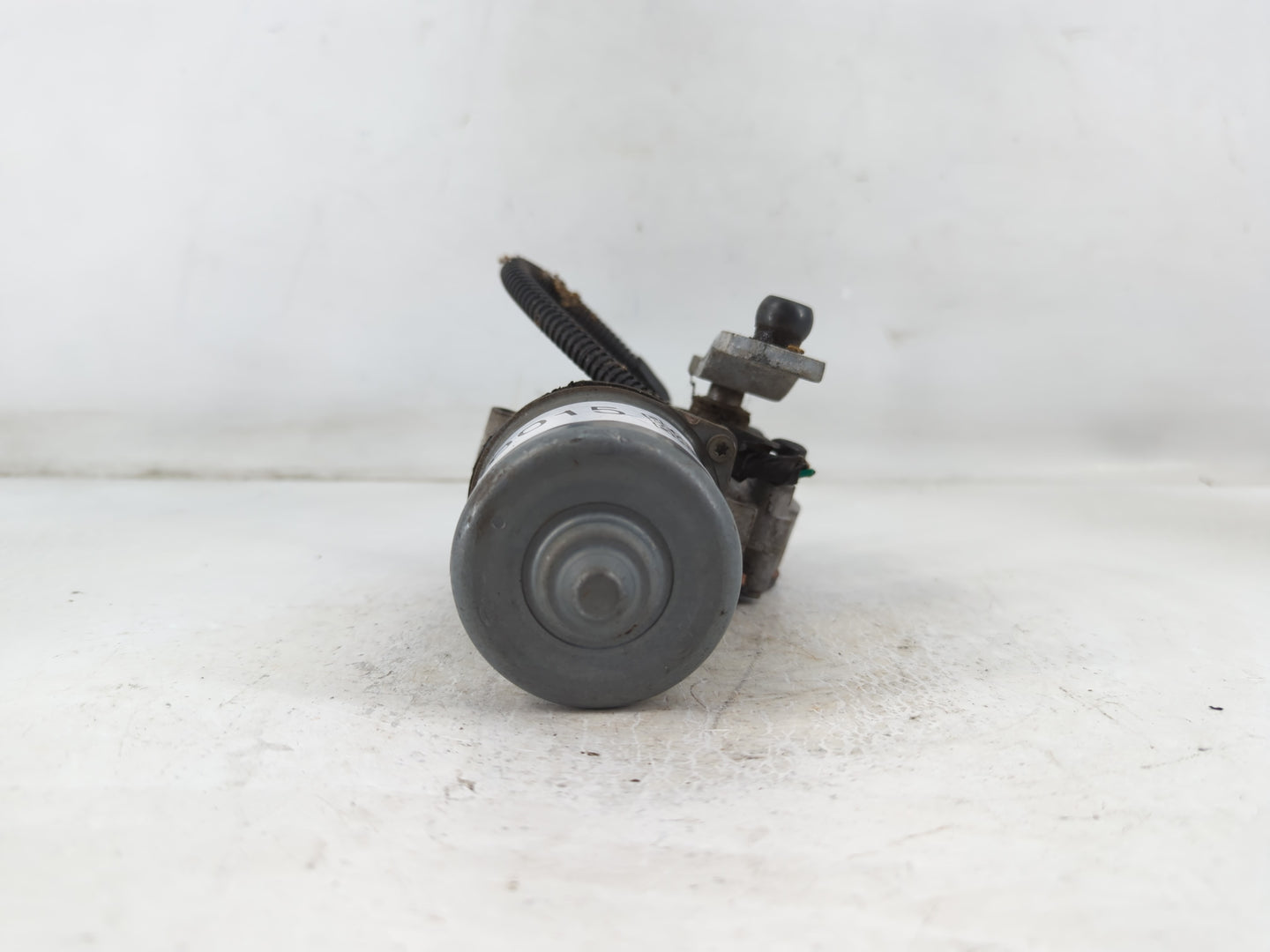 2007-2013 Chevrolet Silverado 1500 Front Windshield Wiper Motor P/N:34144-C-31-12-07 Fits OEM Used Auto Parts - Oemusedautop