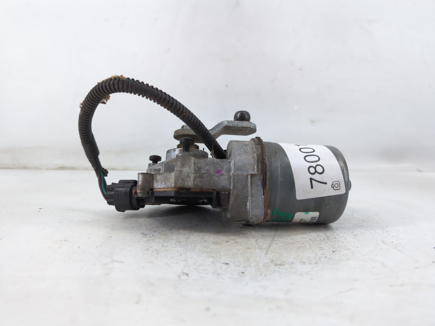 2007-2013 Chevrolet Silverado 1500 Front Windshield Wiper Motor P/N:34144-C-31-12-07 Fits OEM Used Auto Parts - Oemusedautop
