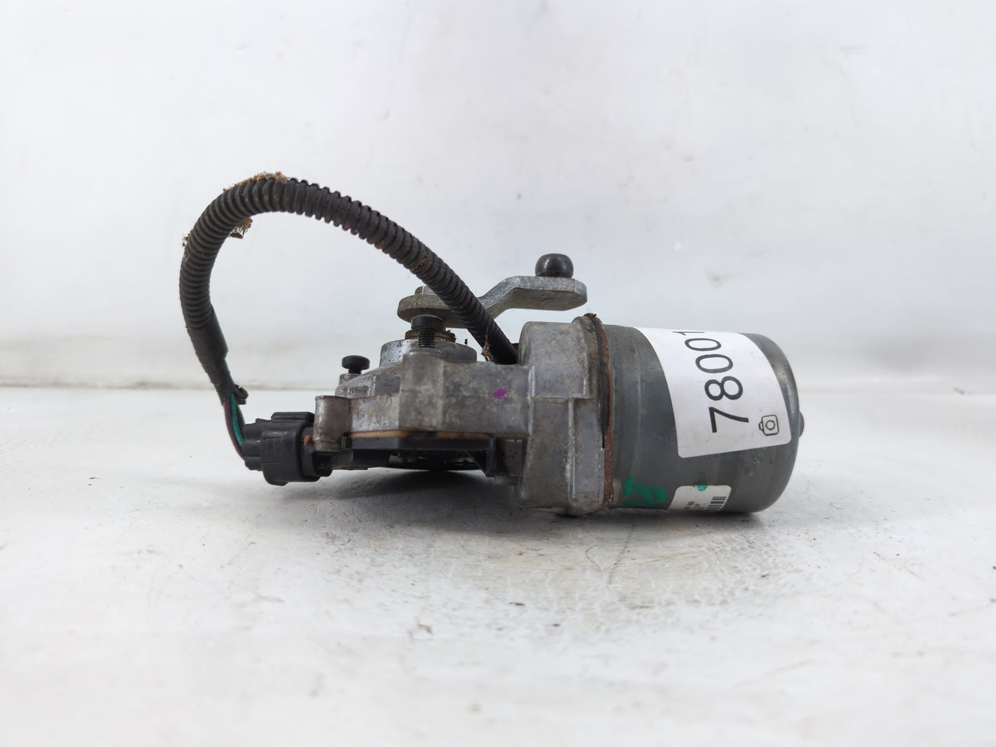 2007-2013 Chevrolet Silverado 1500 Front Windshield Wiper Motor P/N:34144-C-31-12-07 Fits OEM Used Auto Parts - Oemusedautop