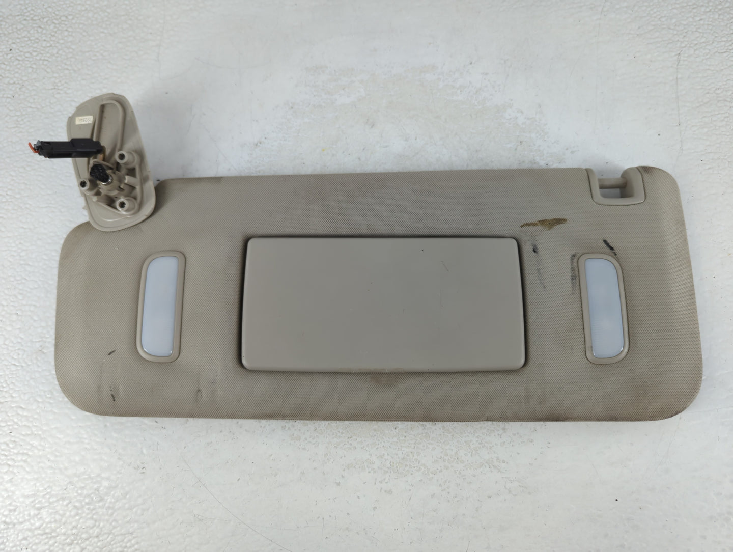 2007-2013 Chevrolet Silverado 1500 Sun Visor Shade Replacement Driver Left Mirror Fits OEM Used Auto Parts - Oemusedautopart
