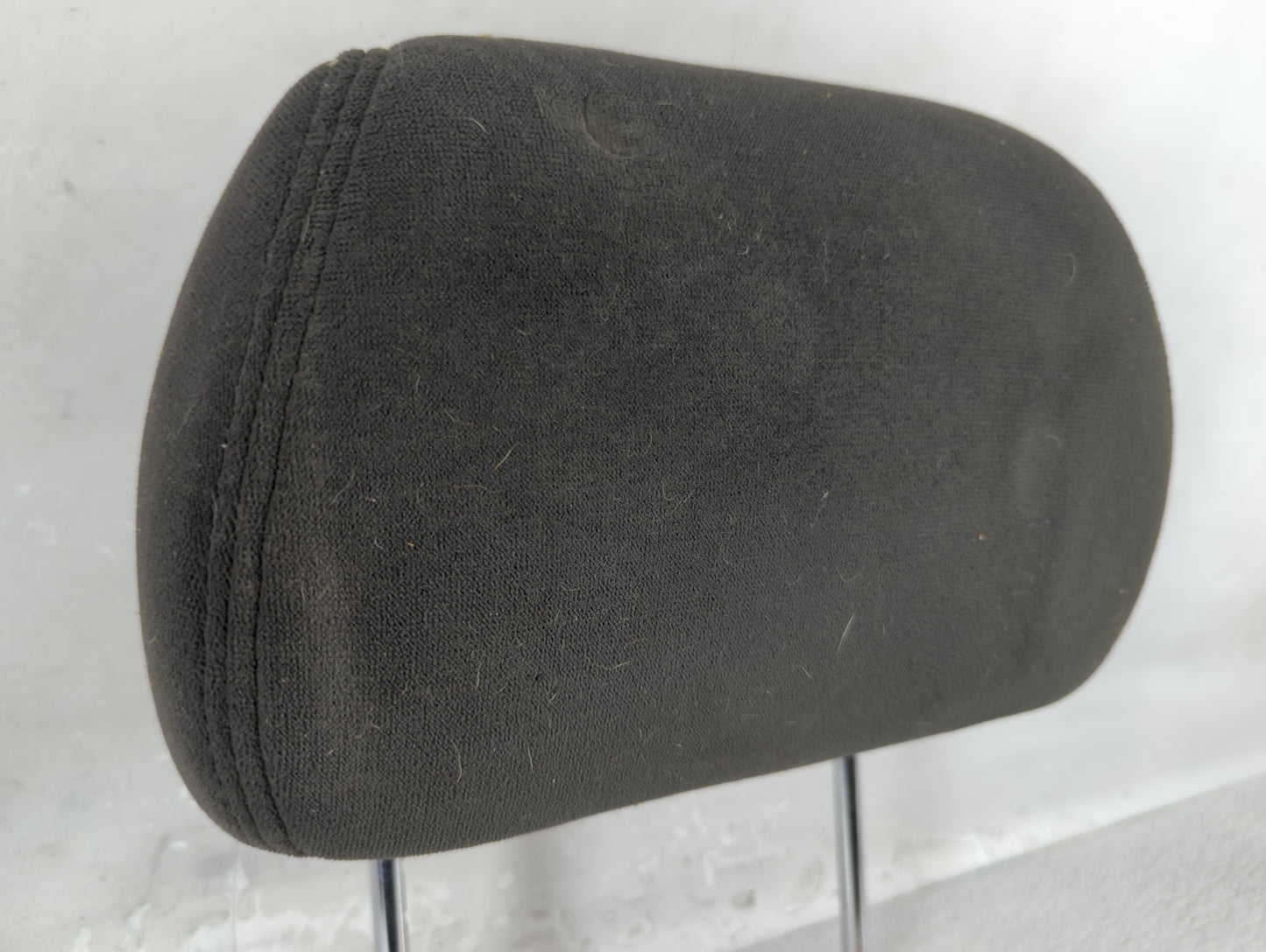 2007-2008 Chevrolet Silverado 1500 Headrest Head Rest Front Driver Passenger Seat Fits Fits 2007 2008 OEM Used Auto Parts - 