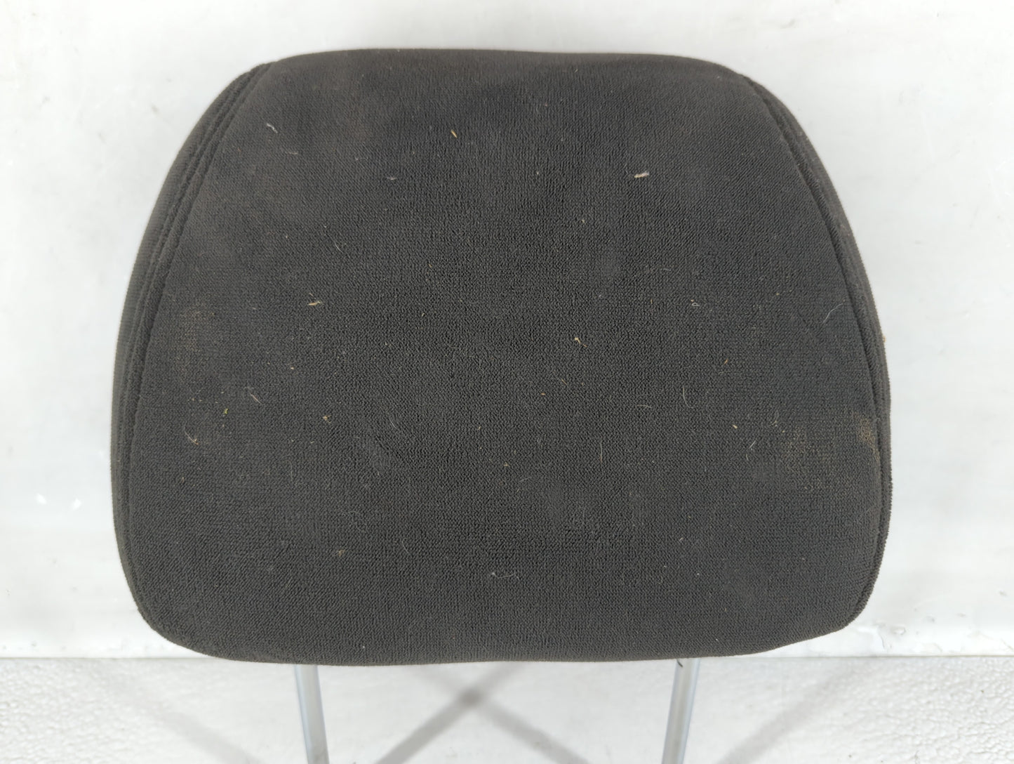 2007-2008 Chevrolet Silverado 1500 Headrest Head Rest Front Driver Passenger Seat Fits Fits 2007 2008 OEM Used Auto Parts - 