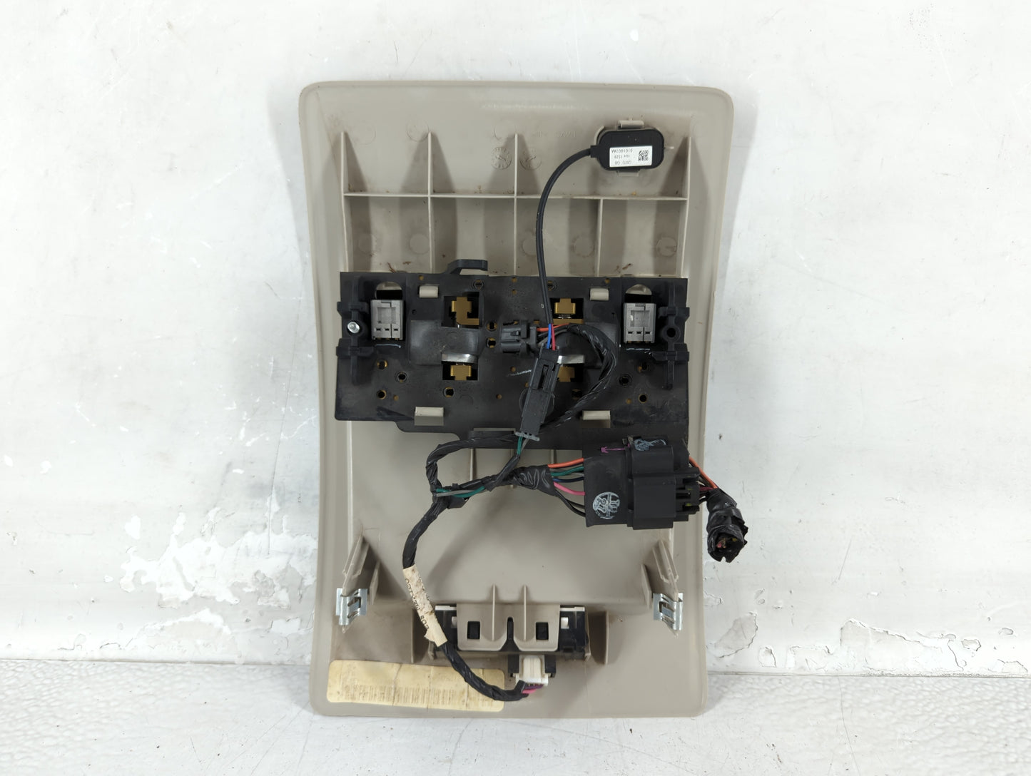 2007 Chevrolet Silverado 1500 Overhead Roof Console Interior Dome Light - Oemusedautoparts1.com