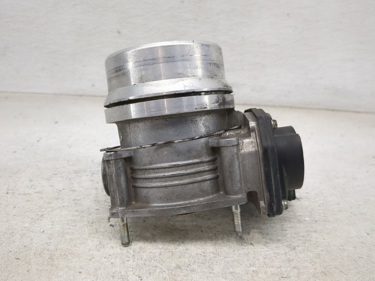 2007-2010 Chevrolet Silverado 2500 Throttle Body P/N:526-01 RME73-502A Fits Fits 2007 2008 2009 2010 OEM Used Auto Parts - O