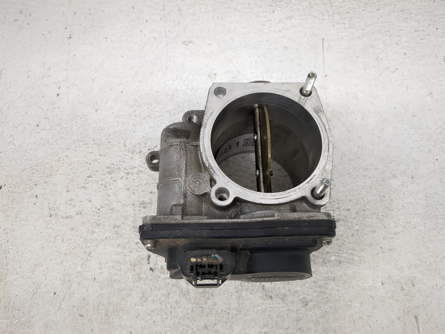 2007-2010 Chevrolet Silverado 2500 Throttle Body P/N:RME73-502A Fits Fits 2007 2008 2009 2010 OEM Used Auto Parts - Oemuseda