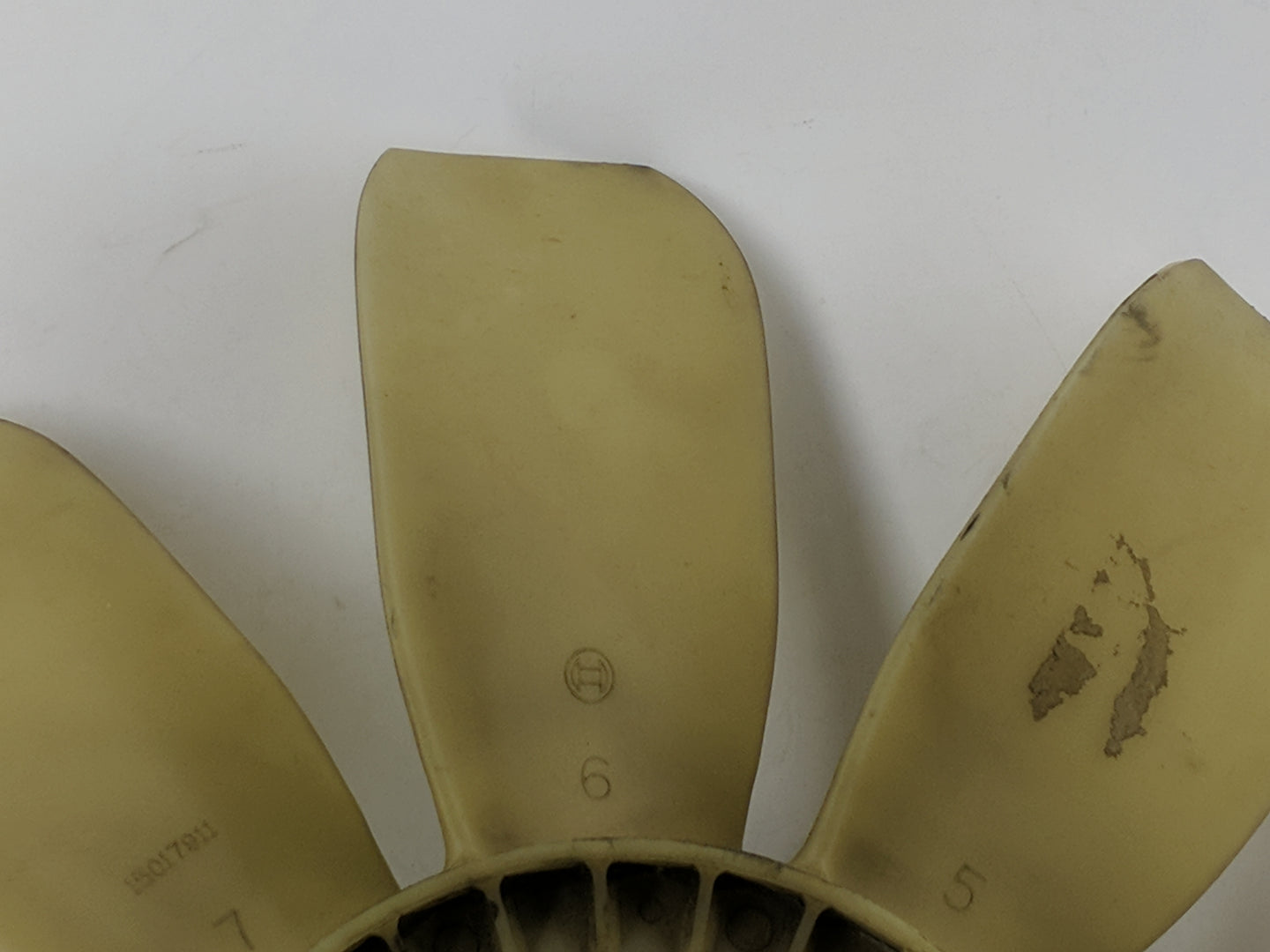 1999-2009 Chevrolet Silverado 2500 Radiator Cooling Fan Clutch - Oemusedautoparts1.com
