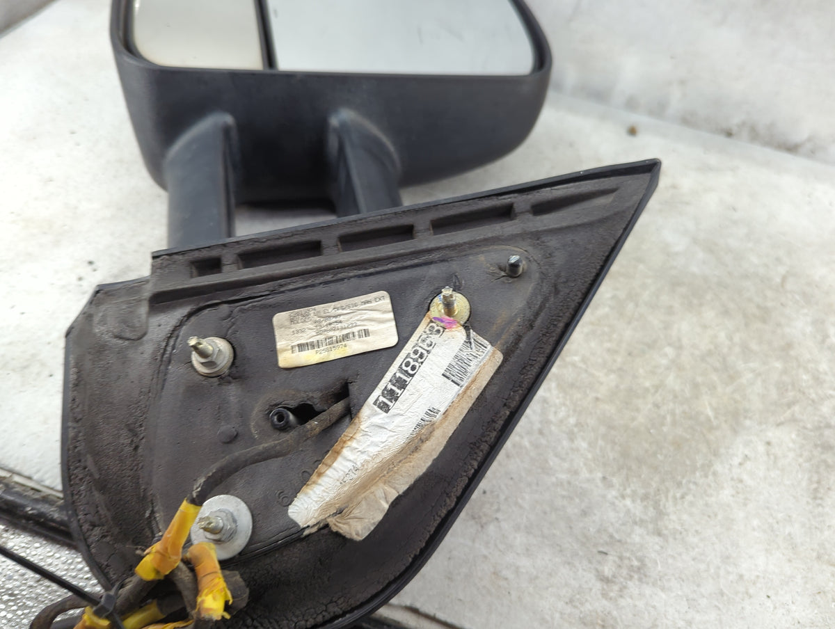 2007-2008 Chevrolet Silverado 2500 Driver Side View Mirror - Left Door Mirror OEM Used - Oemusedautoparts1.com
