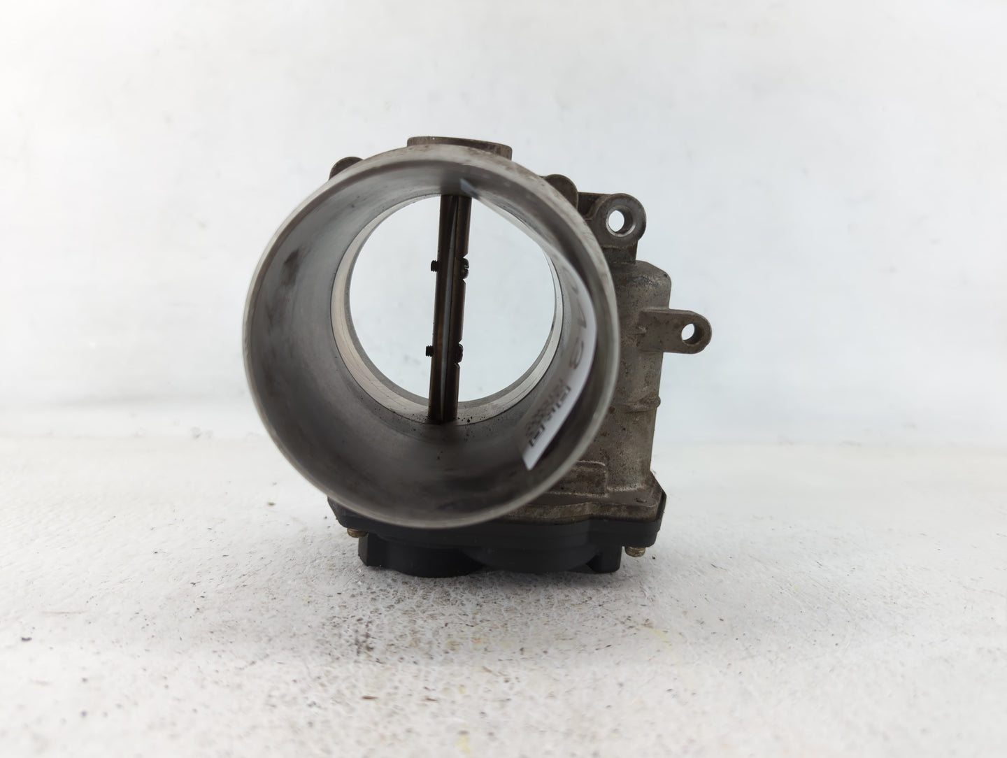 2007-2010 Chevrolet Silverado 2500 Throttle Body P/N:RME73-502A Fits Fits 2007 2008 2009 2010 OEM Used Auto Parts - Oemuseda