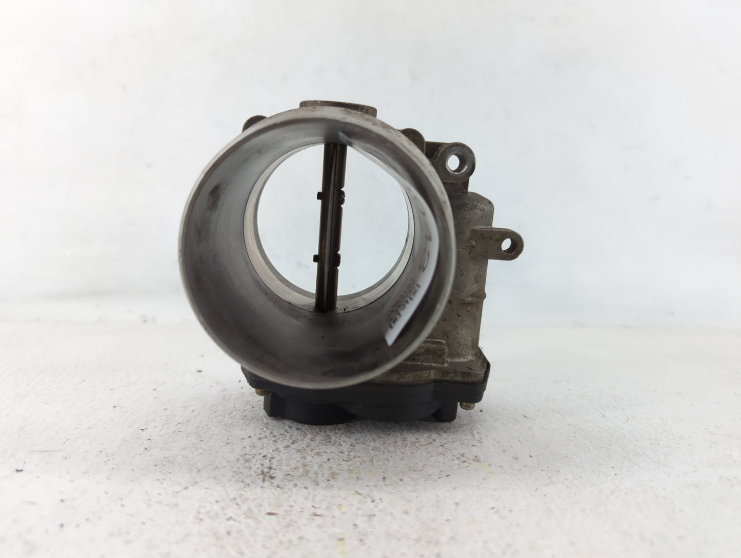 2007-2010 Chevrolet Silverado 2500 Throttle Body P/N:RME73-502A Fits Fits 2007 2008 2009 2010 OEM Used Auto Parts - Oemuseda