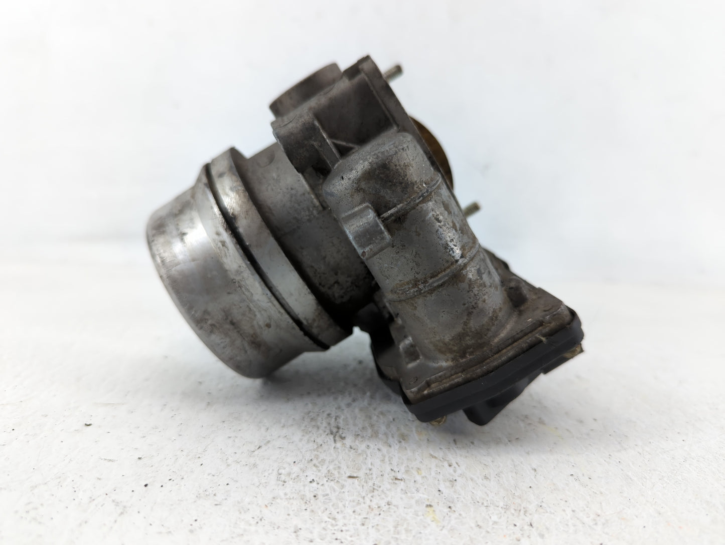 2007-2010 Chevrolet Silverado 2500 Throttle Body P/N:RME73-502A Fits Fits 2007 2008 2009 2010 OEM Used Auto Parts - Oemuseda