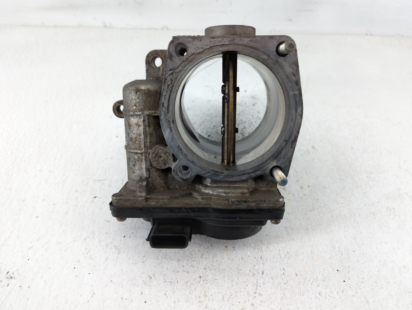 2007-2010 Chevrolet Silverado 2500 Throttle Body P/N:RME73-502A Fits Fits 2007 2008 2009 2010 OEM Used Auto Parts - Oemuseda
