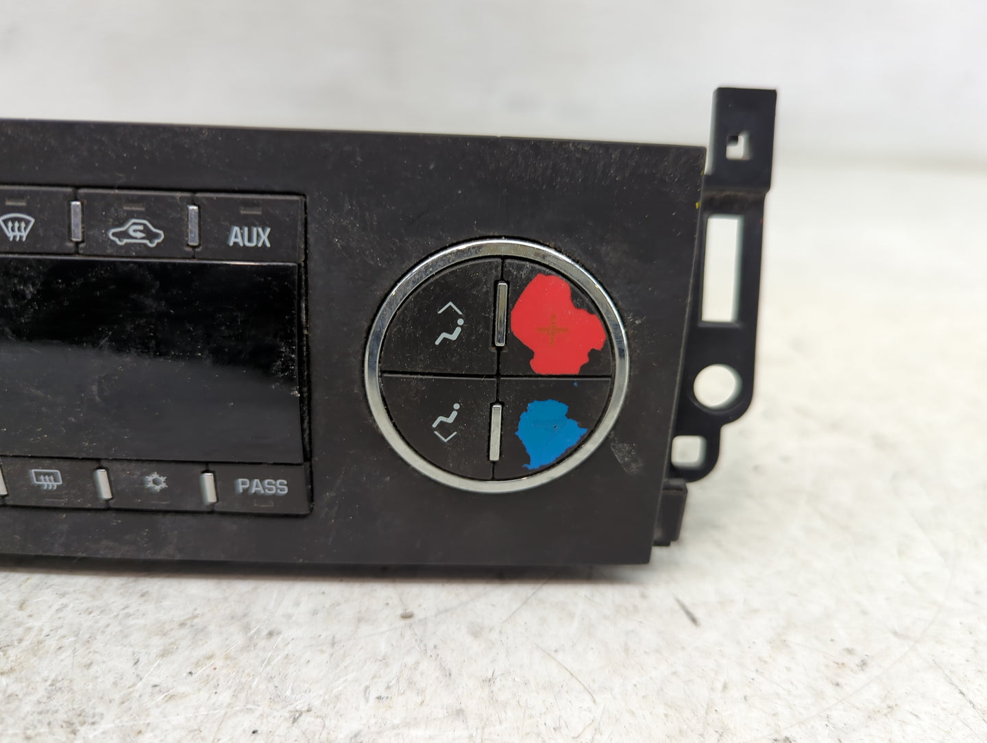 2007-2011 Chevrolet Suburban 1500 Climate Control Module Temperature AC/Heater Replacement P/N:25869946 Fits OEM Used Auto P