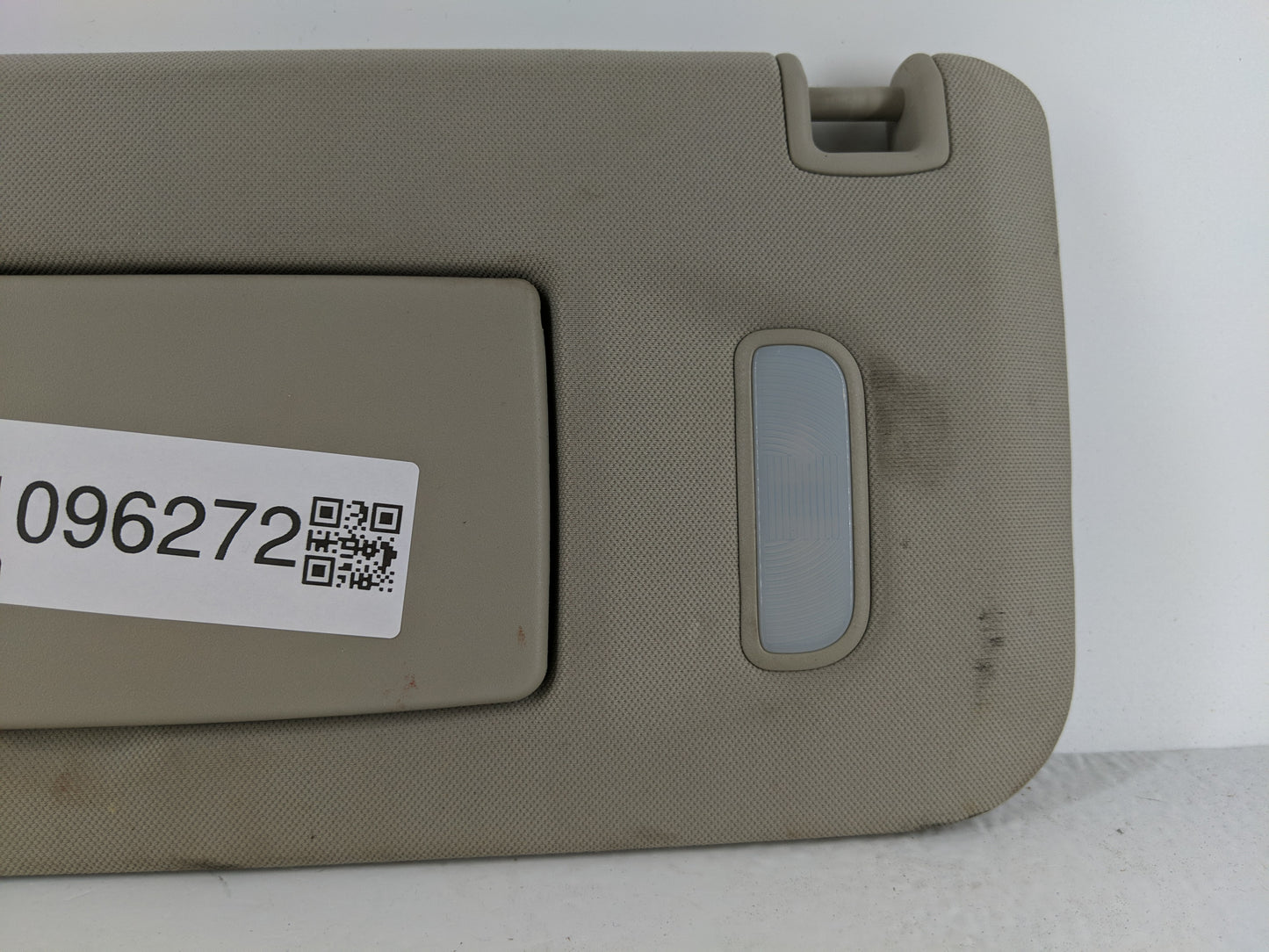 2007-2014 Chevrolet Tahoe Sun Visor Shade Replacement Passenger Right Mirror Fits Fits 2007 2008 2009 2010 2011 2012 2013 20