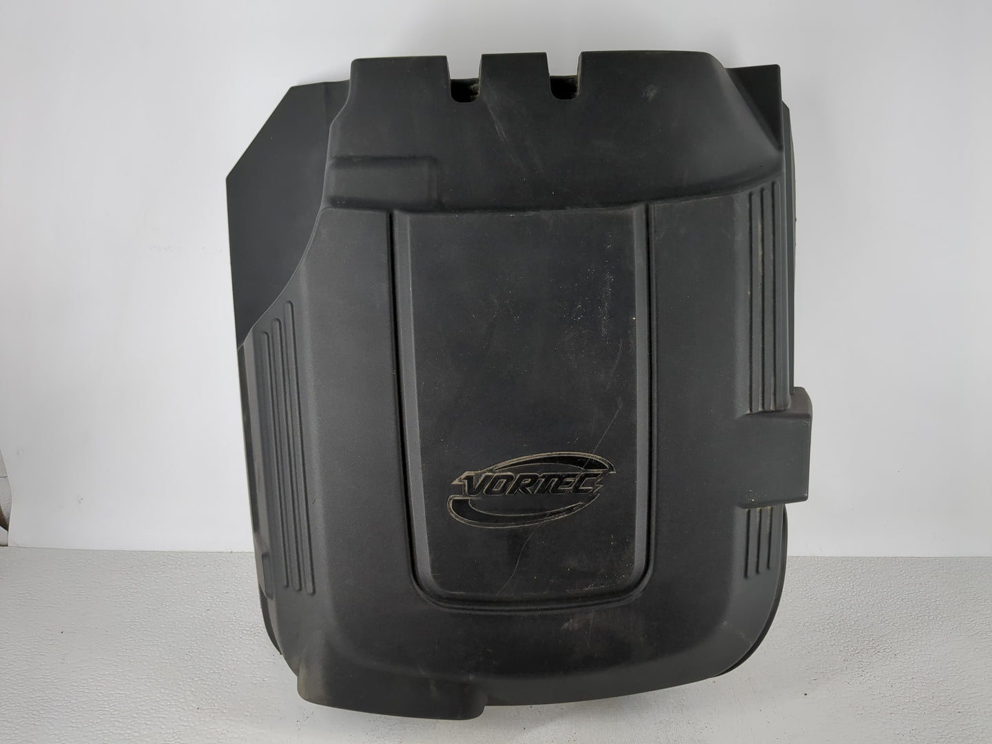 2008 Chevrolet Tahoe Engine Cover - Oemusedautoparts1.com