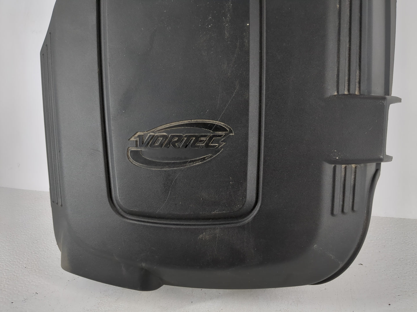 2008 Chevrolet Tahoe Engine Cover - Oemusedautoparts1.com