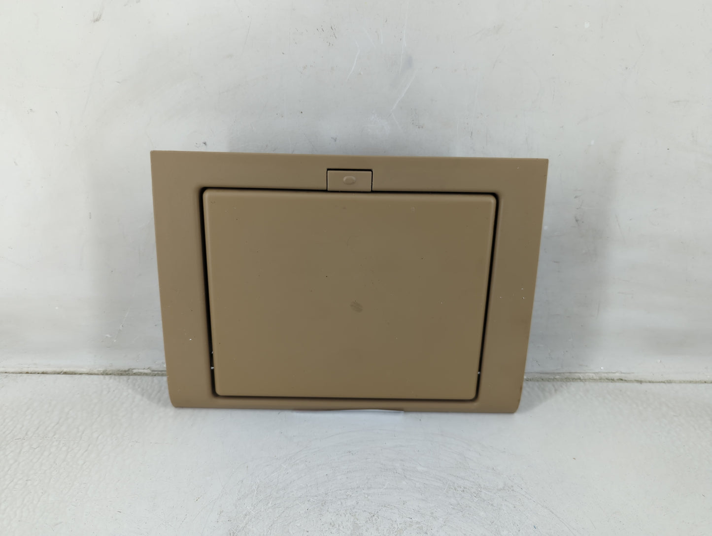 2007-2014 Chevrolet Tahoe Information Display Screen - Oemusedautoparts1.com