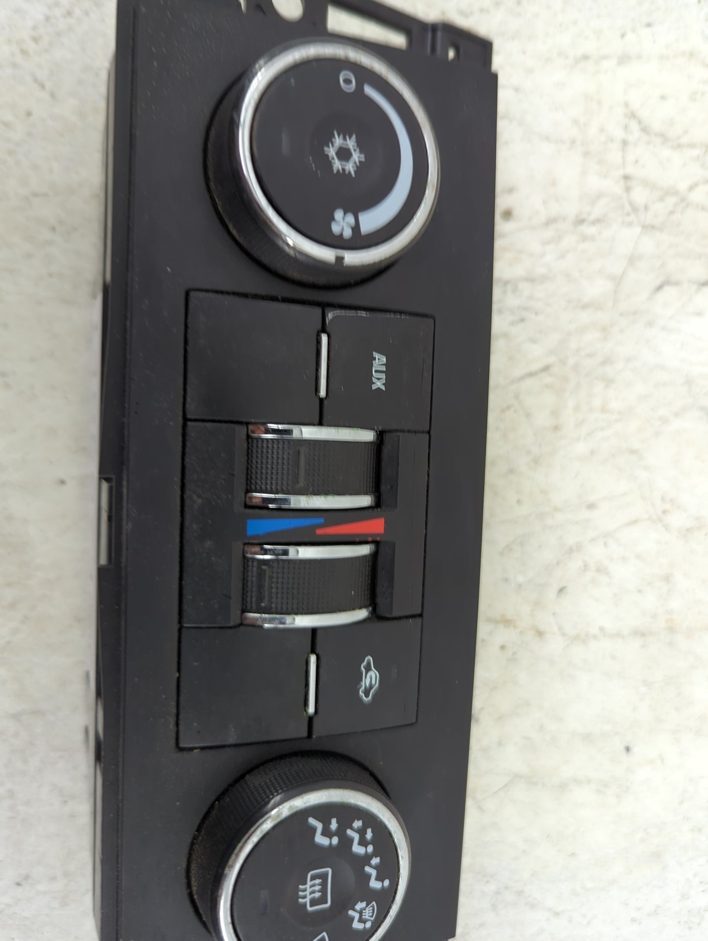 2007-2009 Chevrolet Tahoe Climate Control Module Temperature AC/Heater Replacement P/N:25901393 Fits Fits 2007 2008 2009 OEM