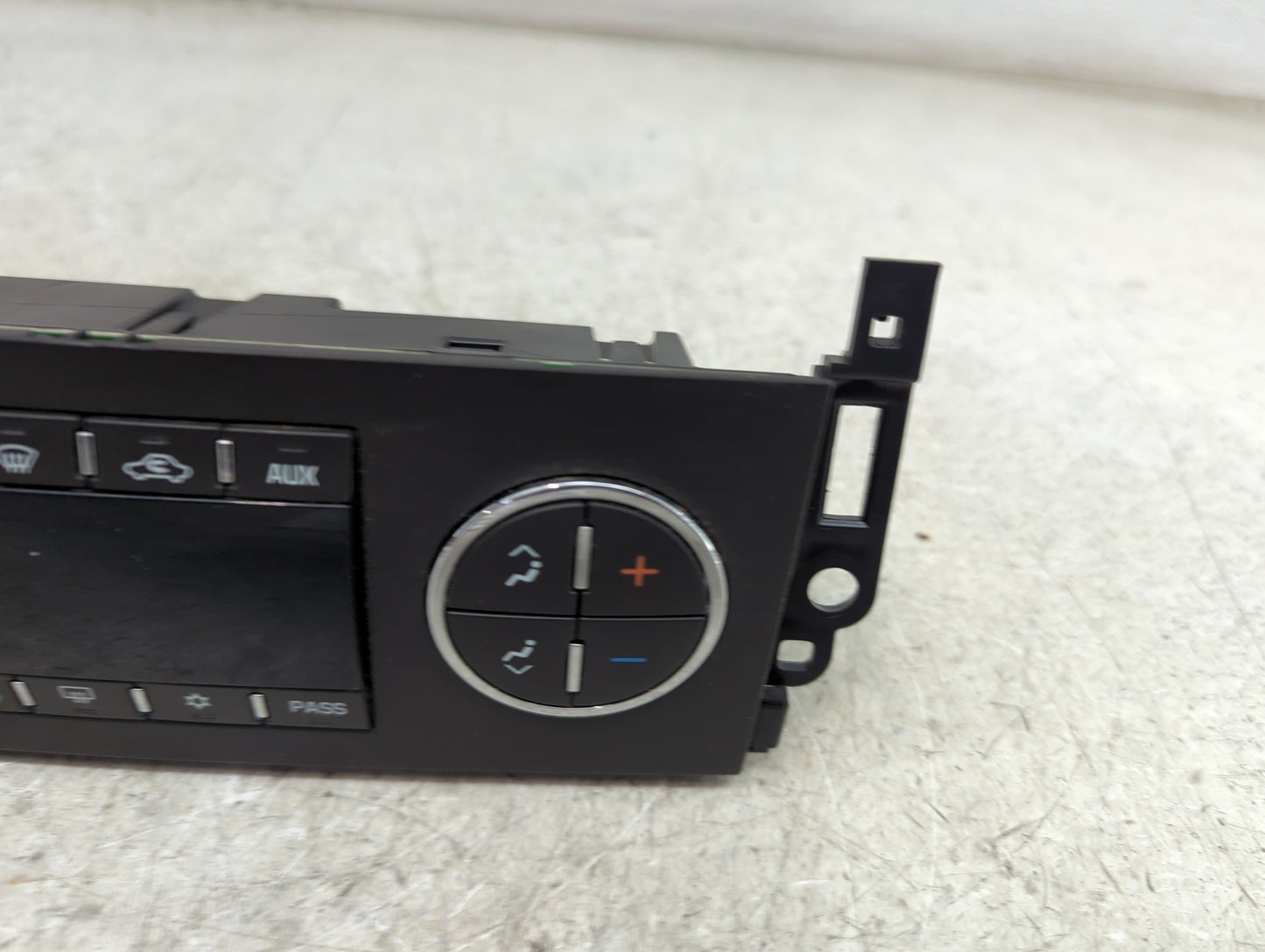 2007-2011 Chevrolet Tahoe Climate Control Module Temperature AC/Heater Replacement P/N:25869946 389946R080160733 Fits OEM Us