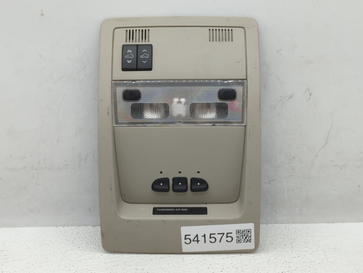 2007-2011 Chevrolet Tahoe Center Floor Console P/N:5150827AA Fits Fits 2007 2008 2009 2010 2011 OEM Used Auto Parts - Oemuse