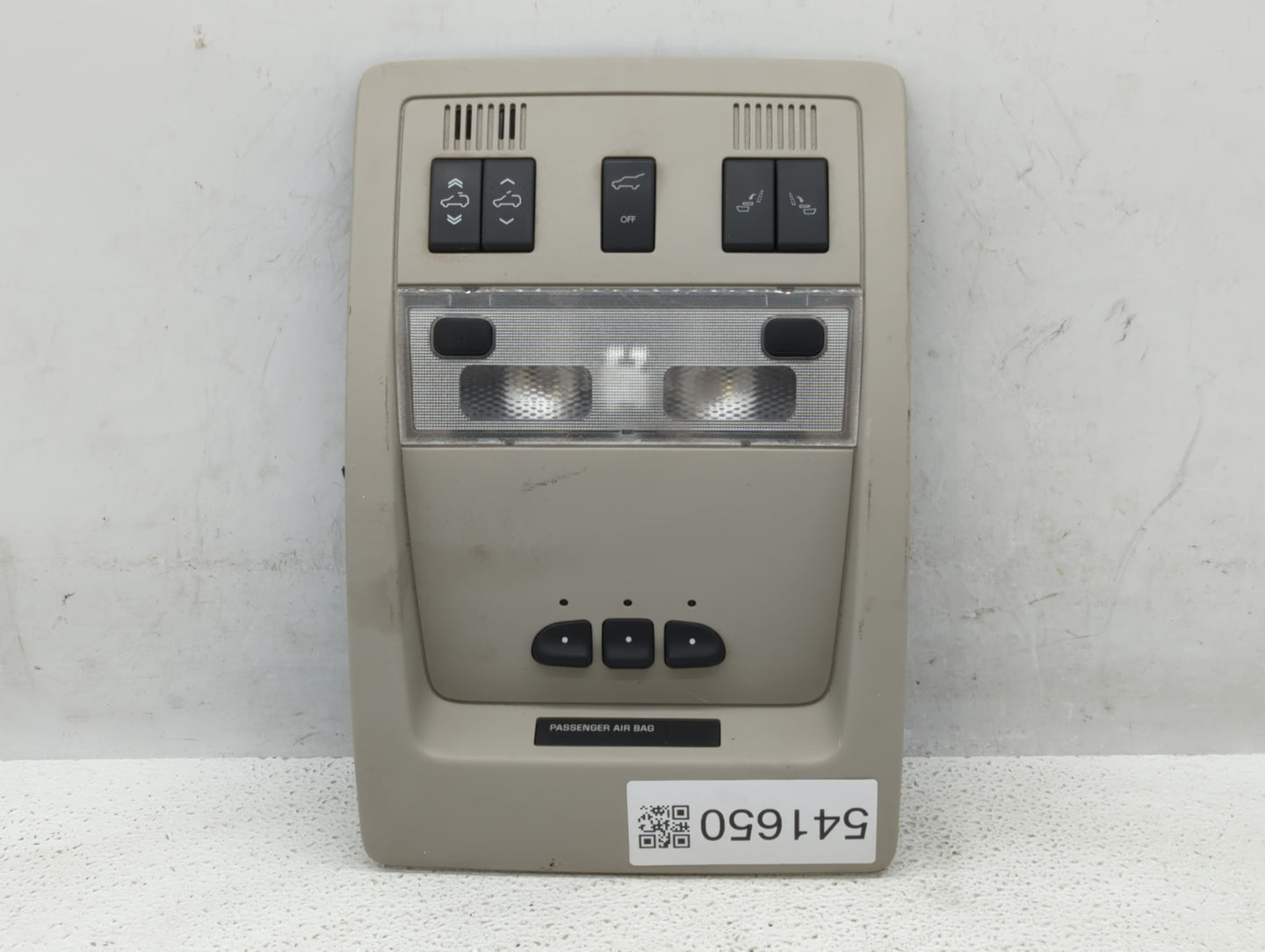 2007-2011 Chevrolet Tahoe Center Floor Console P/N:15948136 Fits Fits 2007 2008 2009 2010 2011 OEM Used Auto Parts - Oemused