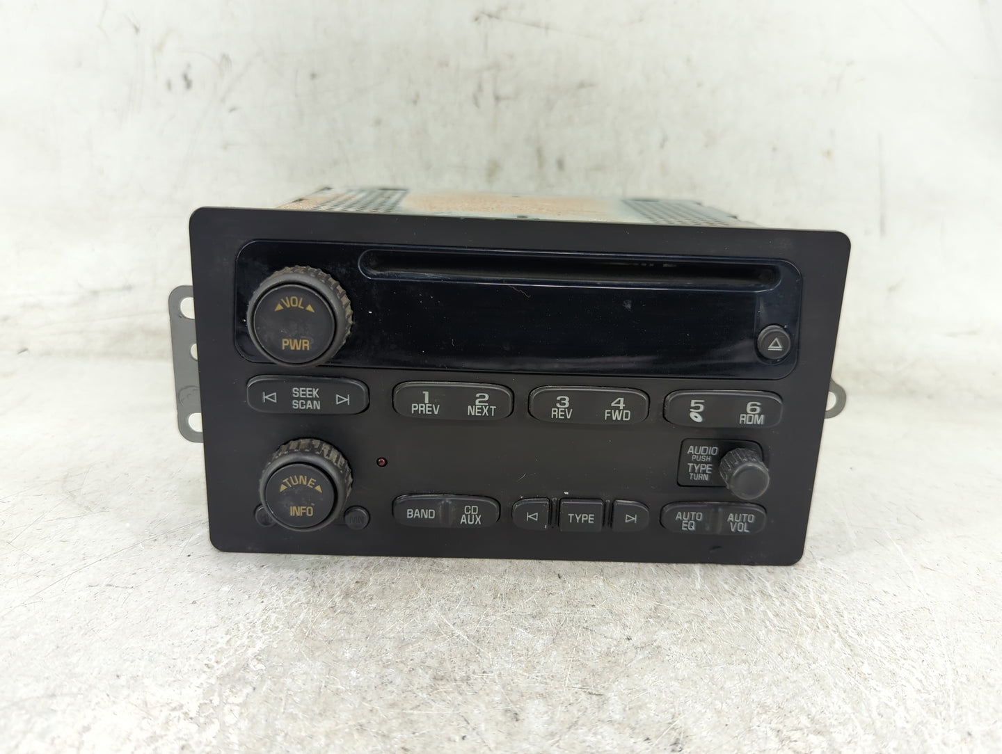 2005-2009 Chevrolet Trailblazer Radio AM FM Cd Player Receiver Replacement P/N:15850275 Fits Fits 2005 2006 2007 2008 2009 O
