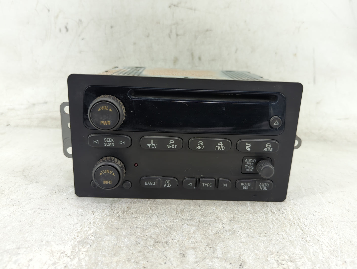 2005-2009 Chevrolet Trailblazer Radio AM FM Cd Player Receiver Replacement P/N:15850275 Fits Fits 2005 2006 2007 2008 2009 O