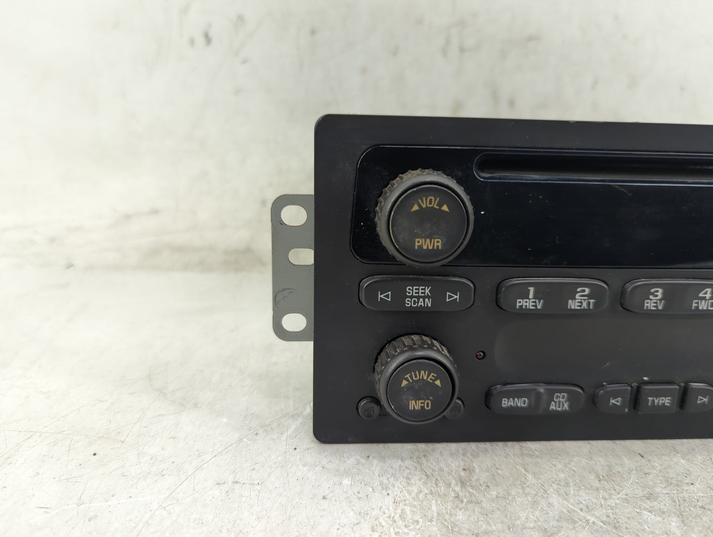 2005-2009 Chevrolet Trailblazer Radio AM FM Cd Player Receiver Replacement P/N:15850275 Fits Fits 2005 2006 2007 2008 2009 O