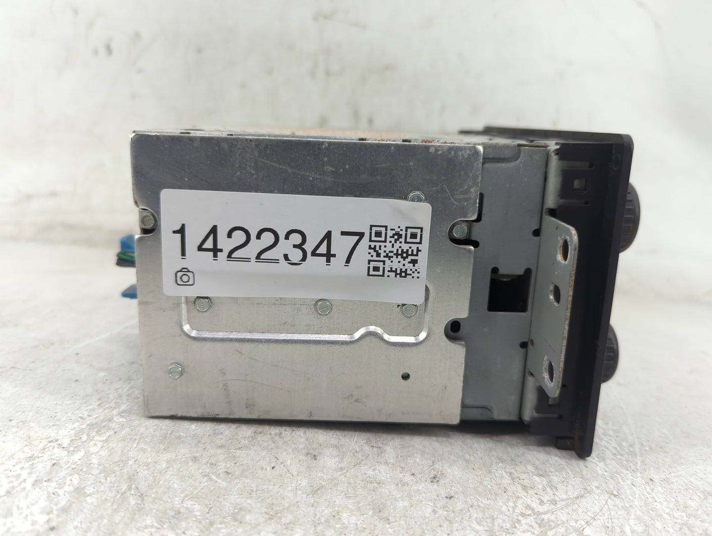 2005-2009 Chevrolet Trailblazer Radio AM FM Cd Player Receiver Replacement P/N:15850275 Fits Fits 2005 2006 2007 2008 2009 O