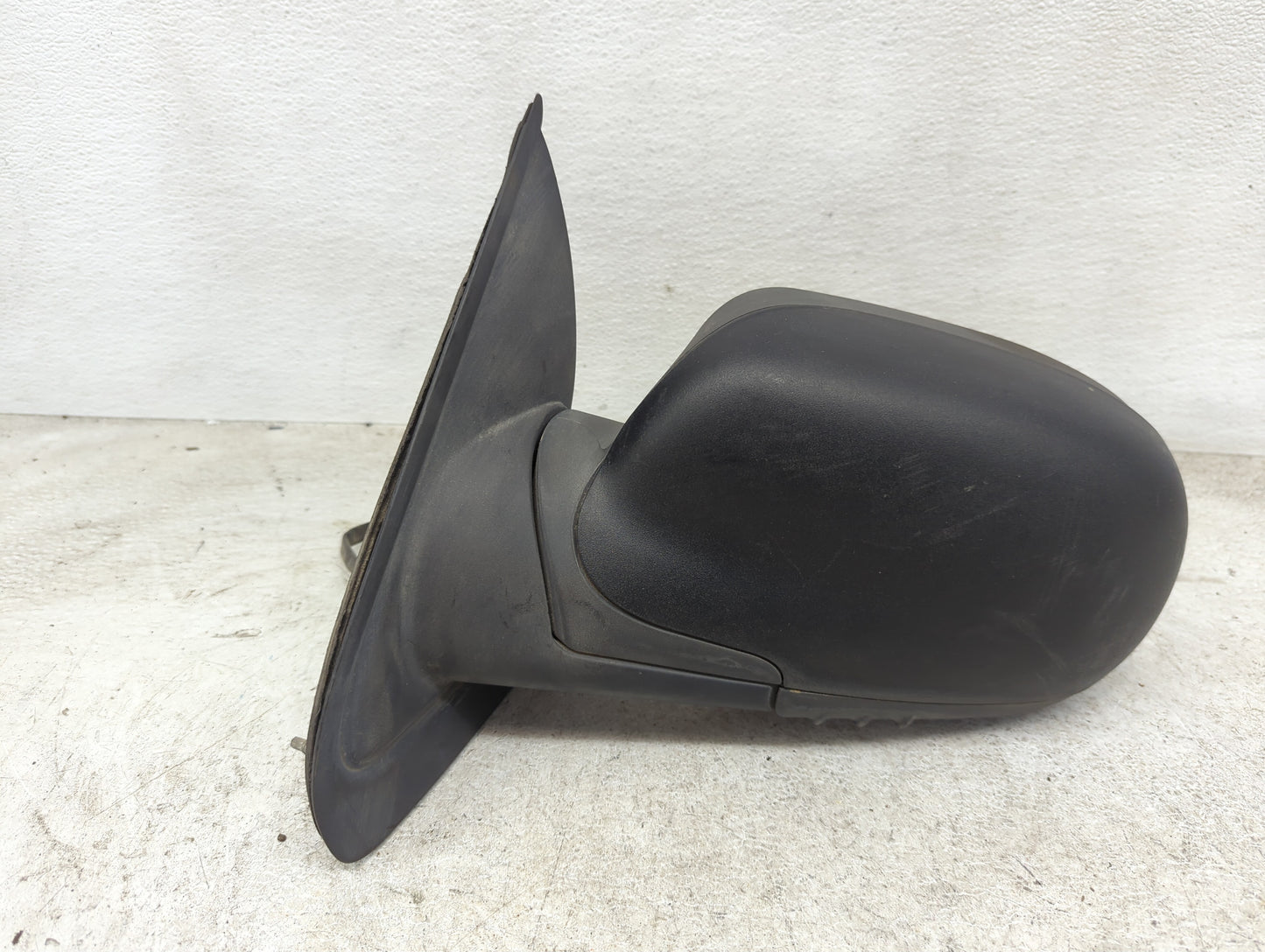 2006-2009 Chevrolet Trailblazer Driver Side View Mirror - Left Door Mirror OEM Used - Oemusedautoparts1.com