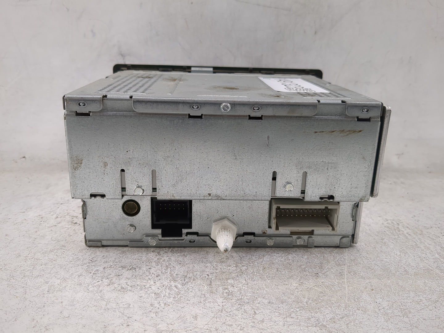 2005-2009 Chevrolet Trailblazer Radio Cd Changer 28058188|15927261 - Oemusedautoparts1.com
