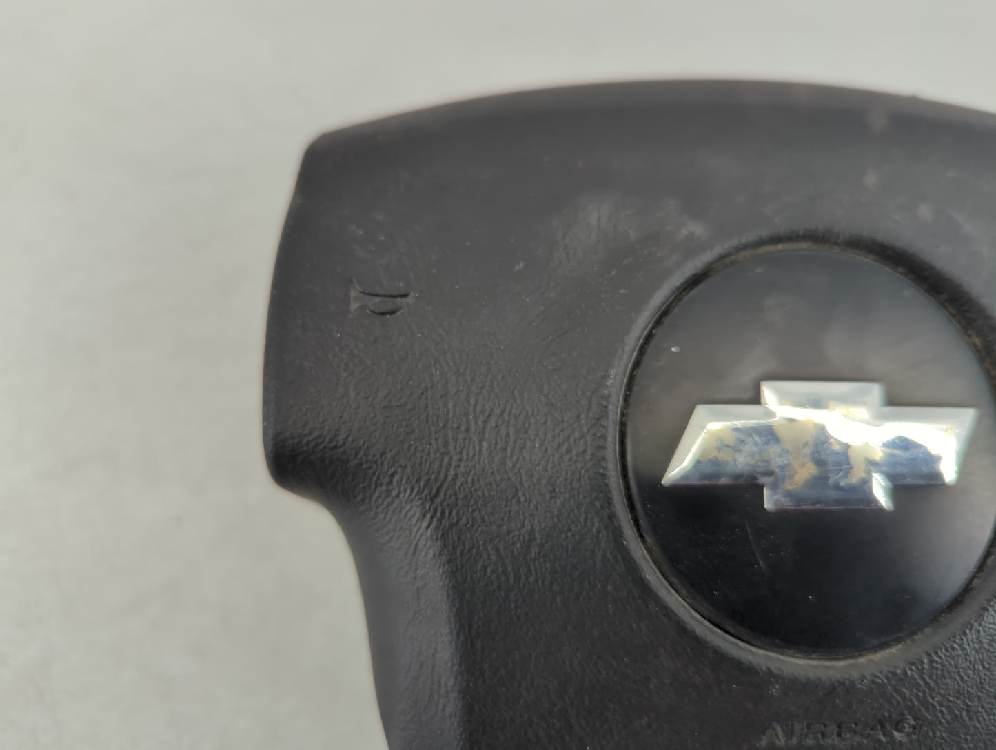 2007-2009 Chevrolet Trailblazer Air Bag Driver Left Knee OEM P/N:BA01090 AB2395Q1HC8AXA Fits Fits 2007 2008 2009 OEM Used Au
