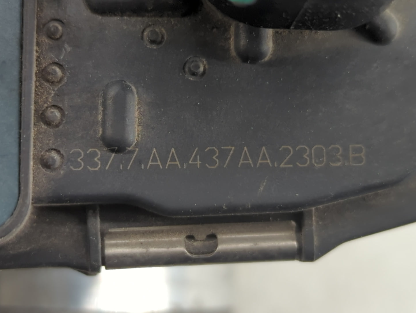 2008-2009 Chevrolet Trailblazer Throttle Body P/N:3377AA 437AA Fits Fits 2008 2009 OEM Used Auto Parts - Oemusedautoparts1.c