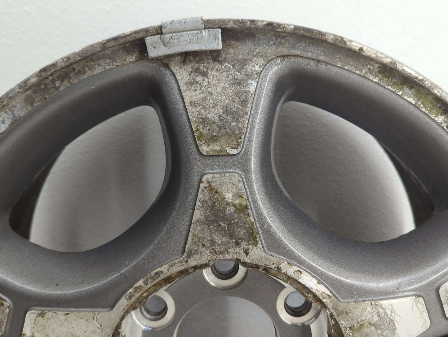 2004-2009 Chevrolet Trailblazer Oem Wheel Rim 898127 - Oemusedautoparts1.com