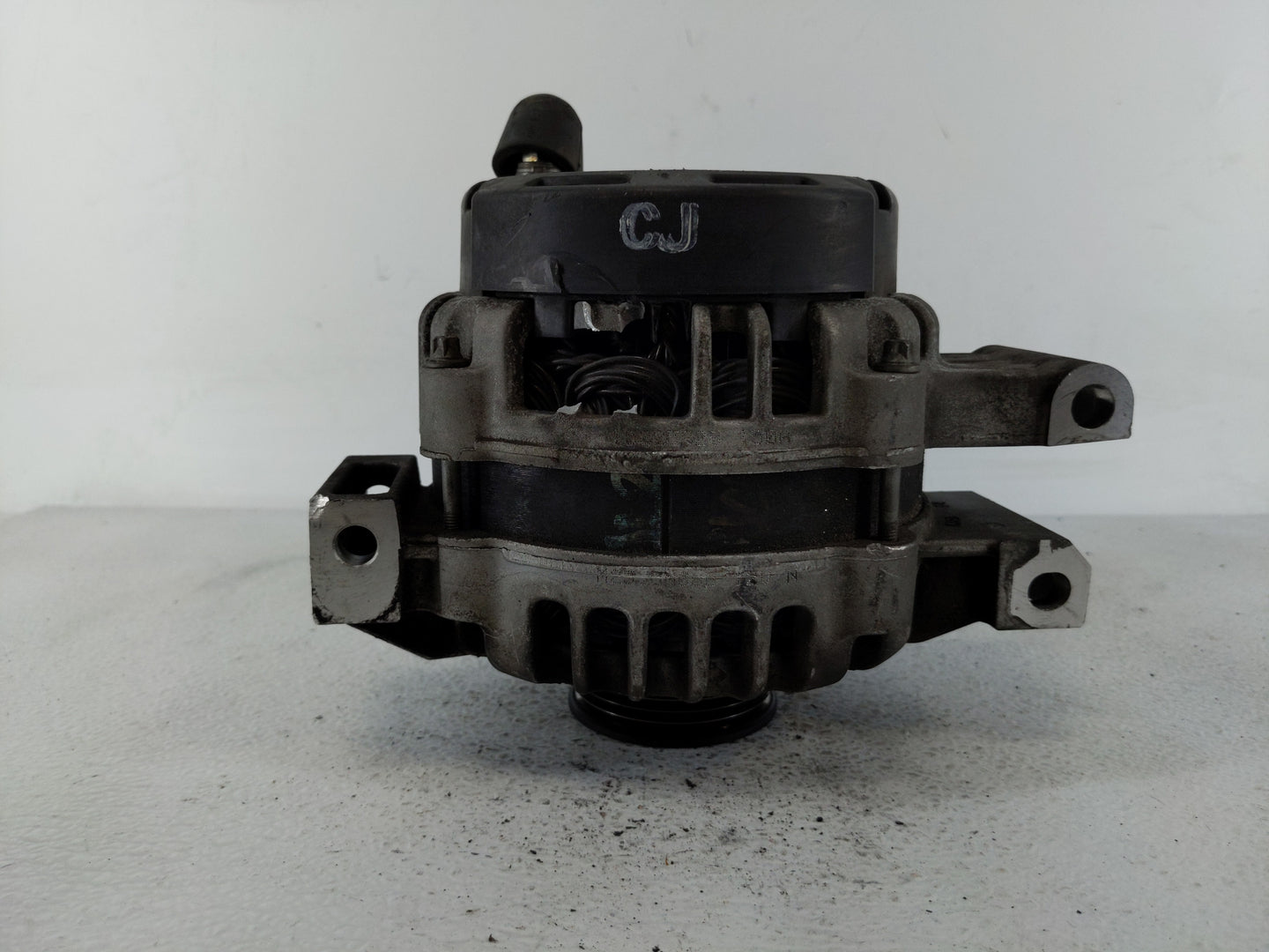 2008 Chevrolet Trail Blazer Alternator Replacement Generator Charging Assembly Engine OEM Fits Fits 2007 2009 OEM Used Auto 