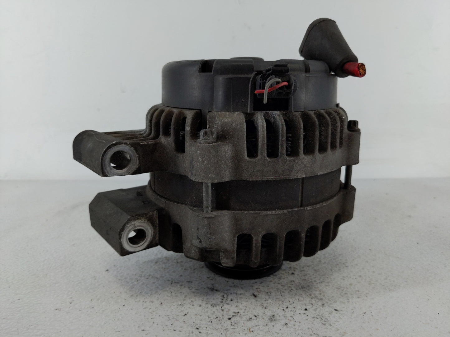 2008 Chevrolet Trail Blazer Alternator Replacement Generator Charging Assembly Engine OEM Fits Fits 2007 2009 OEM Used Auto 