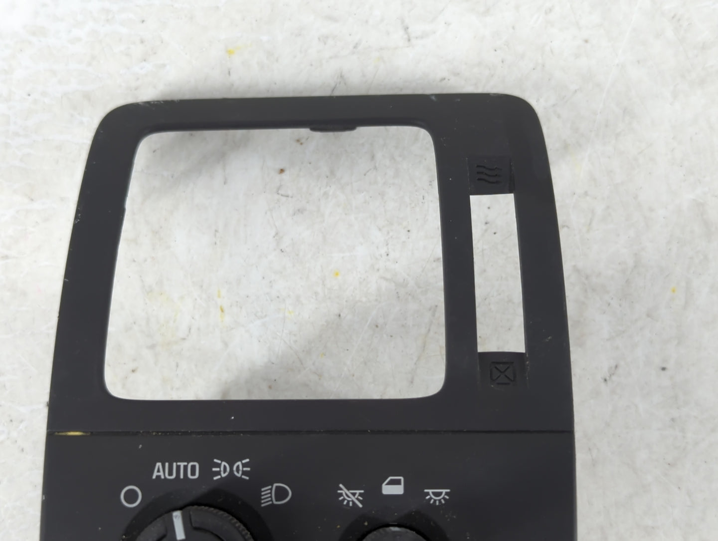 2005-2009 Chevrolet Uplander Climate Control Module Temperature AC/Heater Replacement Fits Fits 2005 2006 2007 2008 2009 OEM