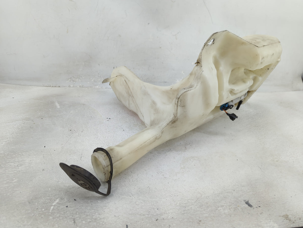 2008 Chevrolet Uplander Windshield Washer Fluid Reservoir Bottle Oem - Oemusedautoparts1.com