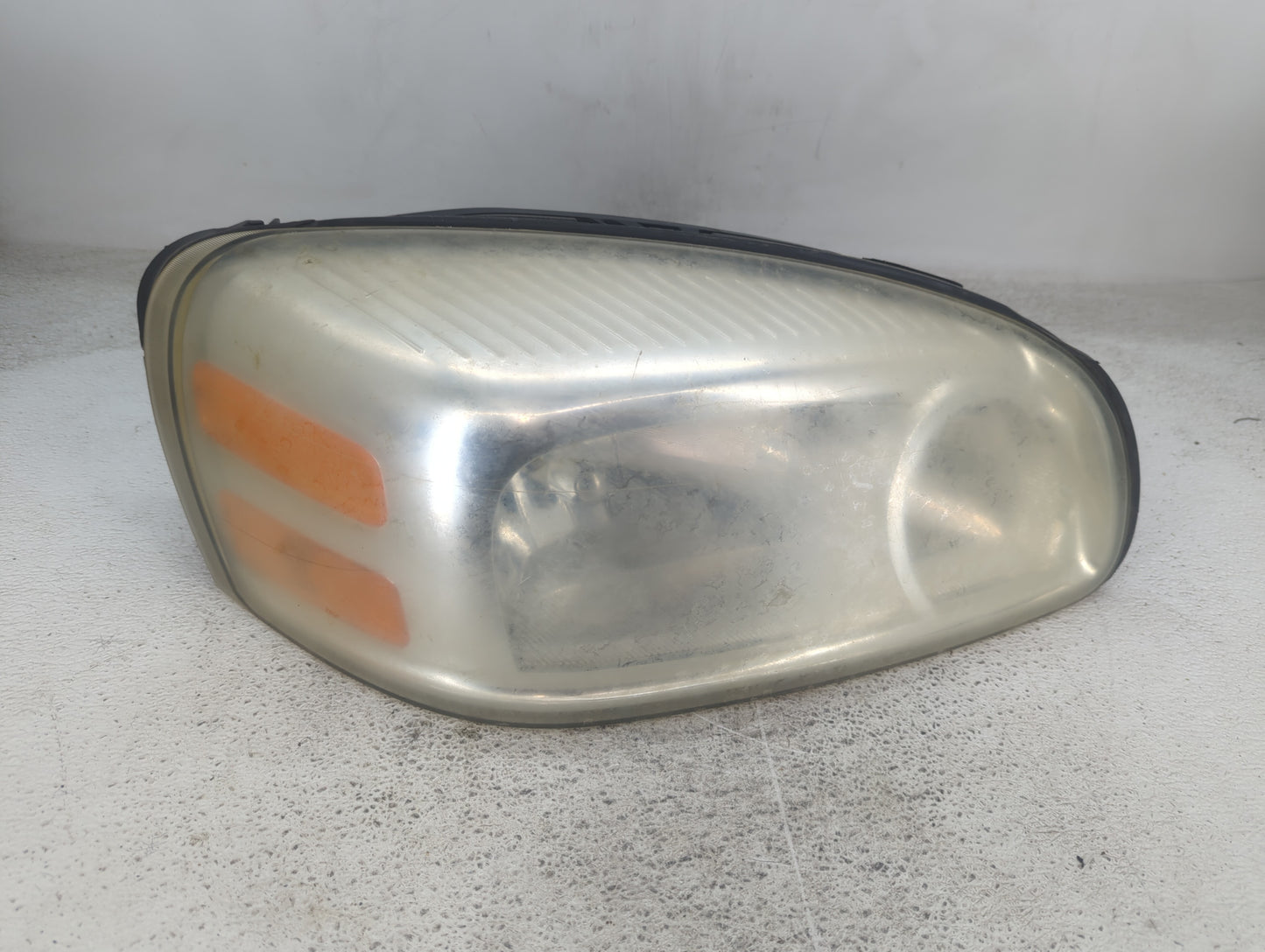 2005 Chevrolet Uplander Passenger Right Oem Head Light Headlight Lamp - Oemusedautoparts1.com